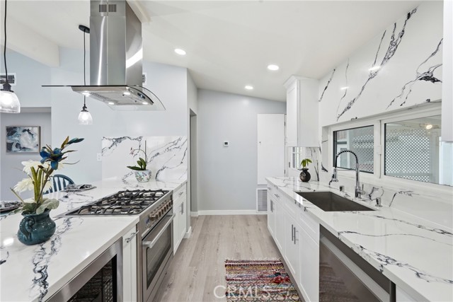 Detail Gallery Image 5 of 28 For 19 Gaucho Dr, Rolling Hills Estates,  CA 90274 - 4 Beds | 2 Baths