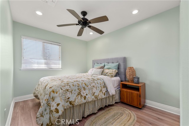 Detail Gallery Image 20 of 32 For 430 Carriage Dr #F,  Santa Ana,  CA 92707 - 3 Beds | 1/1 Baths