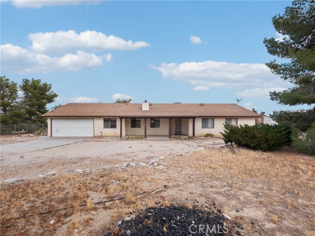 Detail Gallery Image 1 of 1 For 11231 Hemlock Rd, Pinon Hills,  CA 92372 - 3 Beds | 2 Baths