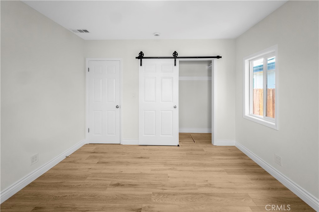 MLS #OC25259836 image #22