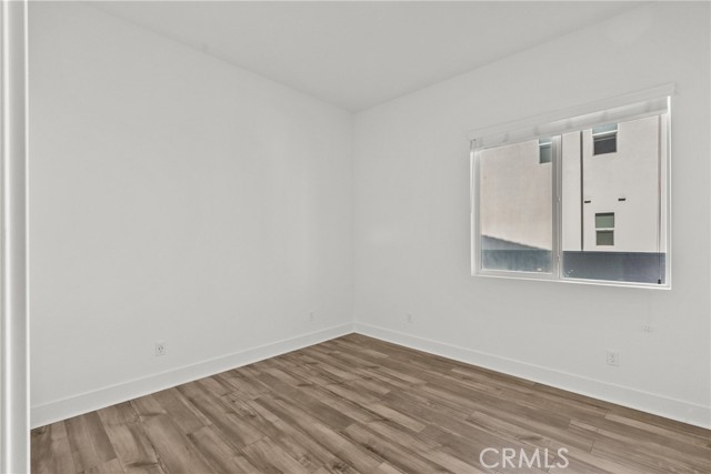 Detail Gallery Image 21 of 56 For 27503 Golden Currant, Valencia,  CA 91381 - 5 Beds | 4/1 Baths