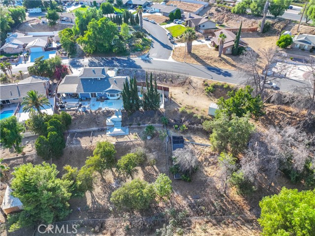 Detail Gallery Image 6 of 44 For 5720 Avenue Juan Bautista, Jurupa Valley,  CA 92509 - 4 Beds | 3 Baths