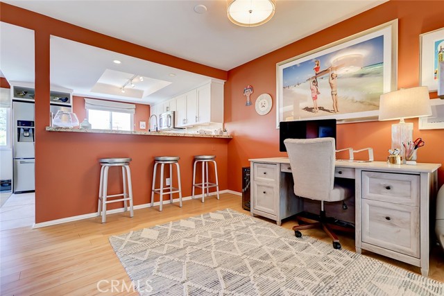 2112 Warfield Avenue, Redondo Beach, California 90278, 2 Bedrooms Bedrooms, ,2 BathroomsBathrooms,Residential,Sold,Warfield,SB23069368