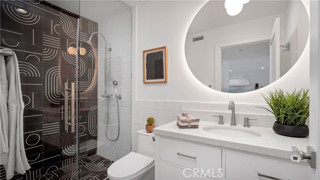 Detail Gallery Image 16 of 18 For 1351 1/2 Seward, Los Angeles,  CA 90028 - 2 Beds | 2 Baths