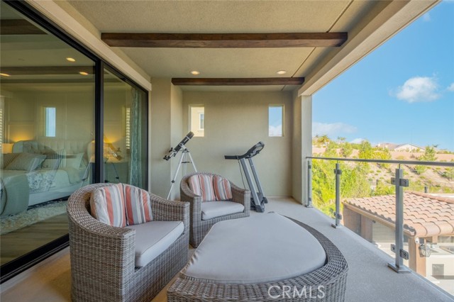 Detail Gallery Image 40 of 67 For 20558 W Bluebird Ct, Porter Ranch,  CA 91326 - 5 Beds | 6 Baths