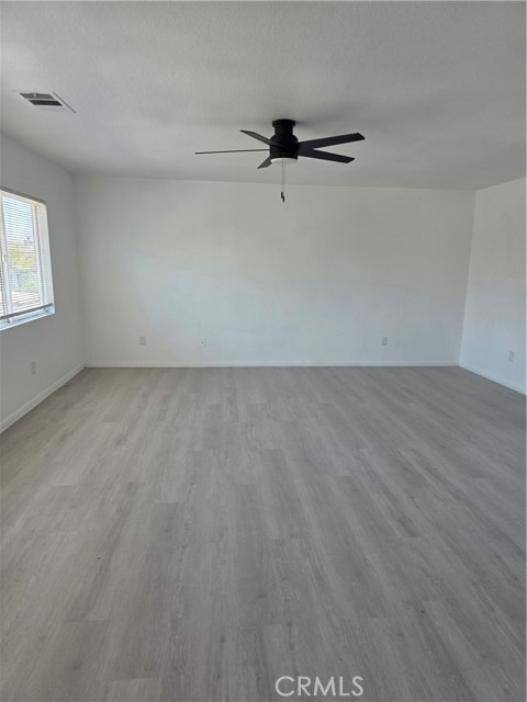 1899 Spring White Road, Hemet CA: https://media.crmls.org/medias/c56365fe-3459-46ec-98a6-81f9ddc2b124.jpg