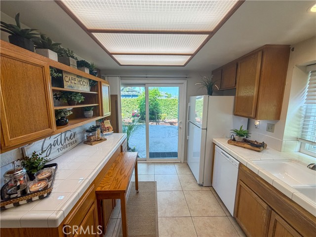 Detail Gallery Image 10 of 51 For 2720 E Walnut #73,  Orange,  CA 92867 - 3 Beds | 3 Baths