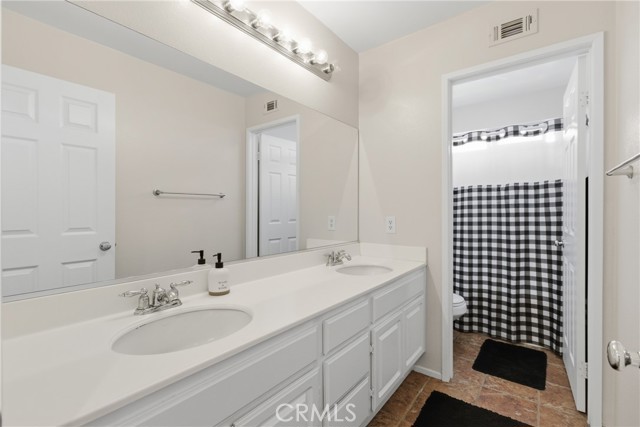 Detail Gallery Image 20 of 45 For 23634 Saratoga Springs, Murrieta,  CA 92562 - 4 Beds | 3 Baths