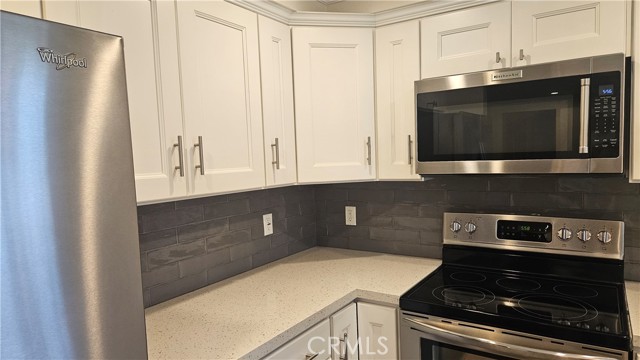 22947 Nadine Circle, Torrance CA: https://media.crmls.org/medias/c5647903-f253-4b45-8c73-d69ec58468b0.jpg