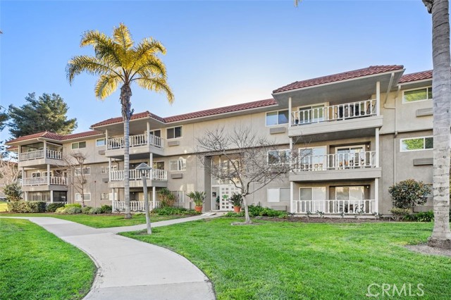 2398 Via Mariposa #2F, Laguna Woods, CA 92637