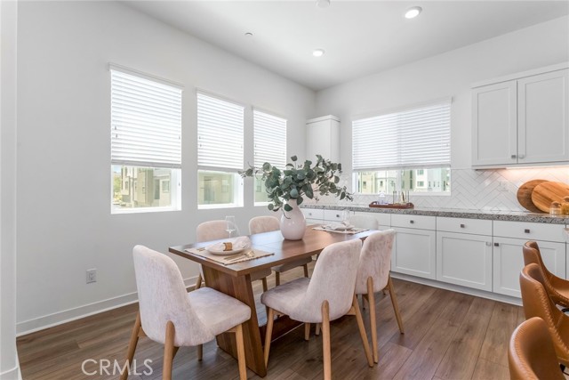 Detail Gallery Image 29 of 75 For 27554 Sparrow Ct, Valencia,  CA 91381 - 3 Beds | 2/1 Baths