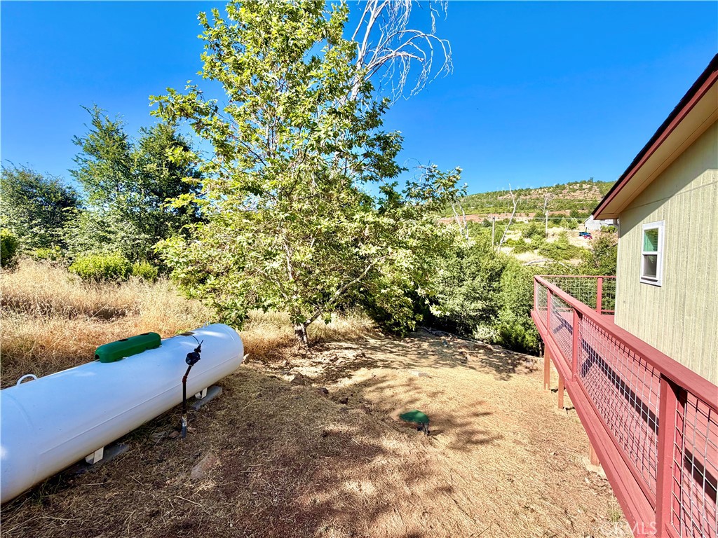 https://media.crmls.org/medias/c567308d-1f0a-4ab7-a2df-fc8917c49848.jpg?preset=X-Large