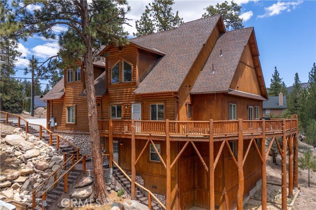 Detail Gallery Image 2 of 50 For 430 Division Dr, Big Bear City,  CA 92314 - 6 Beds | 5/1 Baths