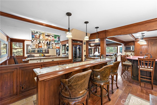 Detail Gallery Image 12 of 70 For 400 Cottage Grove Rd, Lake Arrowhead,  CA 92352 - 4 Beds | 4 Baths