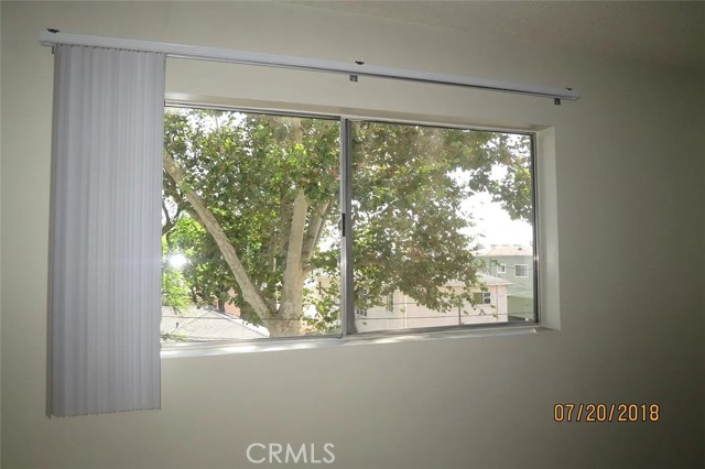 Detail Gallery Image 14 of 33 For 631 San Jose #F,  Burbank,  CA 91501 - 1 Beds | 1 Baths