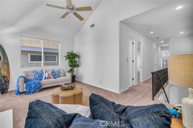 1711 Carlson Lane, Redondo Beach, California 90278, 3 Bedrooms Bedrooms, ,2 BathroomsBathrooms,Residential,Sold,Carlson,SB22046630