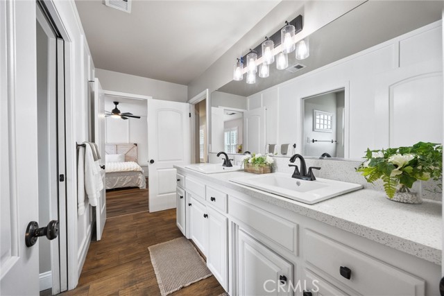 Detail Gallery Image 40 of 55 For 11605 Yarborough, Bakersfield,  CA 93312 - 5 Beds | 2/1 Baths