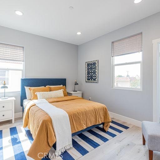 7792 Liberty Drive, Huntington Beach CA: https://media.crmls.org/medias/c568f1ab-928e-4e3d-8c21-1cd13481488b.jpg