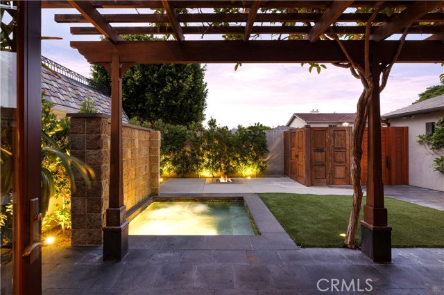 419 Evening Star Lane, Newport Beach CA: https://media.crmls.org/medias/c5691788-0559-47c0-8178-308925307580.jpg