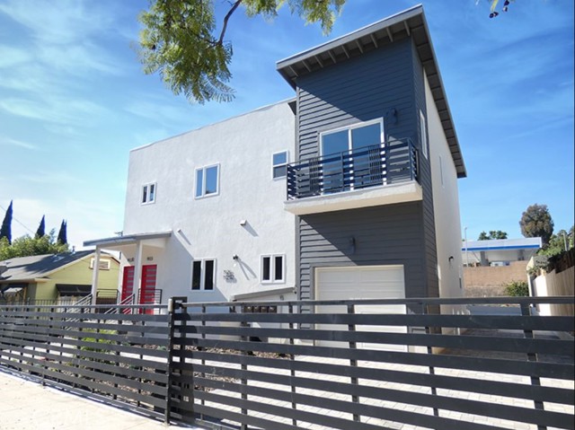 Detail Gallery Image 19 of 20 For 1923 Holly Dr, Los Angeles,  CA 90068 - 2 Beds | 2 Baths