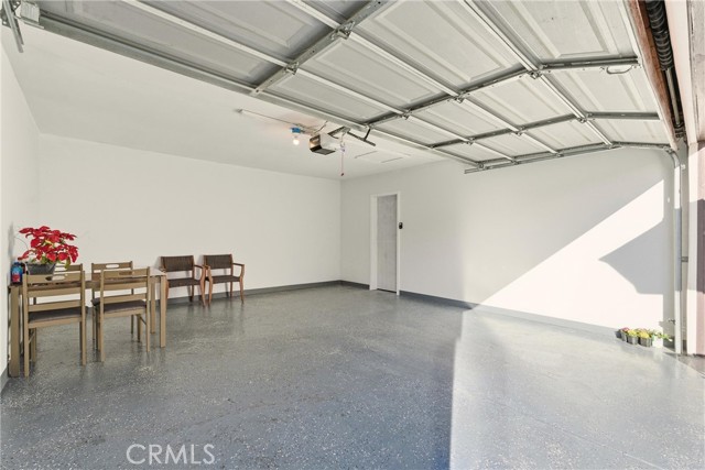 2106 Mcpherson Avenue, Los Angeles CA: https://media.crmls.org/medias/c569b76b-b5dc-45e5-adcb-3f9b2b4bbd25.jpg