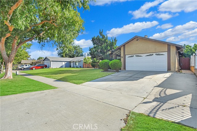 6775 Crest Ave, Riverside, CA 92503