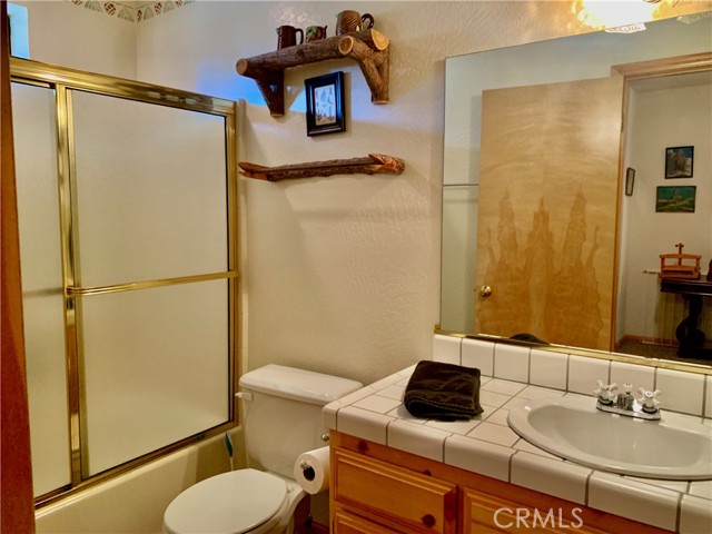 Detail Gallery Image 27 of 39 For 762 Esquimoux Dr, Green Valley Lake,  CA 92341 - 3 Beds | 2/1 Baths