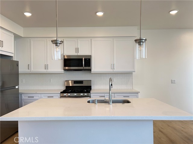 Front Image Thumbnail for CRTR25265877