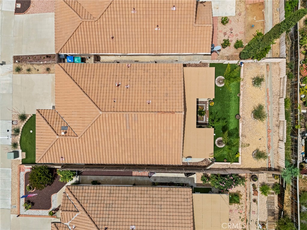 https://media.crmls.org/medias/c56b8e13-21a3-4ec3-9e8c-863fd338b8da.jpg?preset=X-Large
