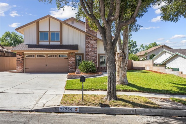 Detail Gallery Image 5 of 42 For 22799 De Soto, Grand Terrace,  CA 92313 - 4 Beds | 2/1 Baths