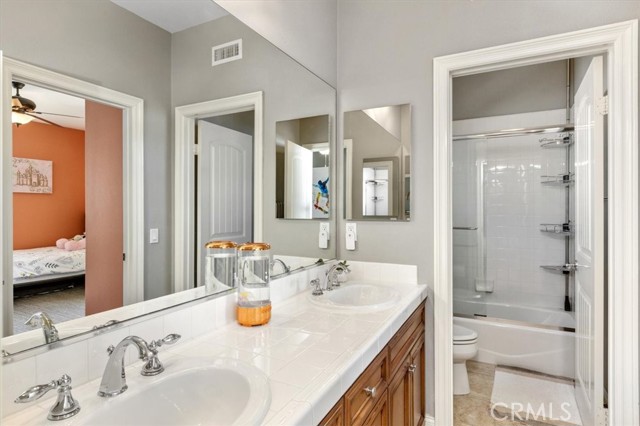 Image 42 of 75 For 2453 Lapis Road