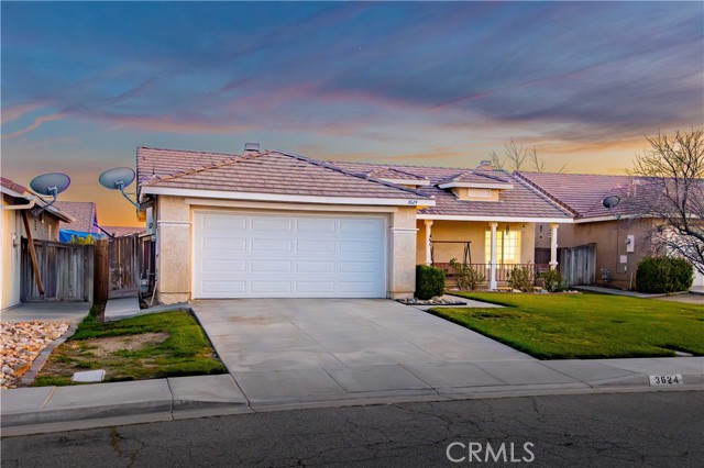 Detail Gallery Image 4 of 41 For 3624 Tanglewood, Rosamond,  CA 93560 - 4 Beds | 2 Baths