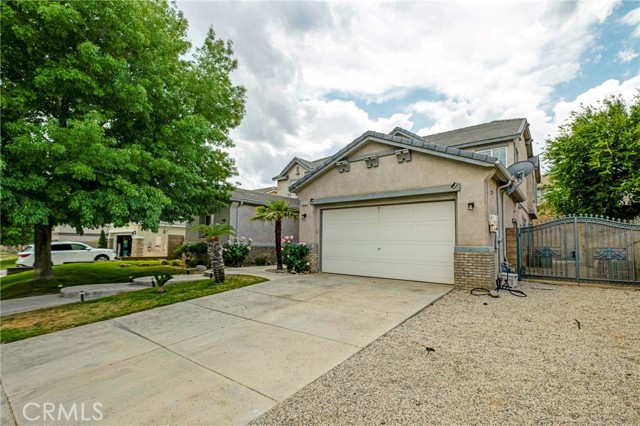 Detail Gallery Image 2 of 34 For 6838 Miramar Ln, Palmdale,  CA 93551 - 4 Beds | 3 Baths