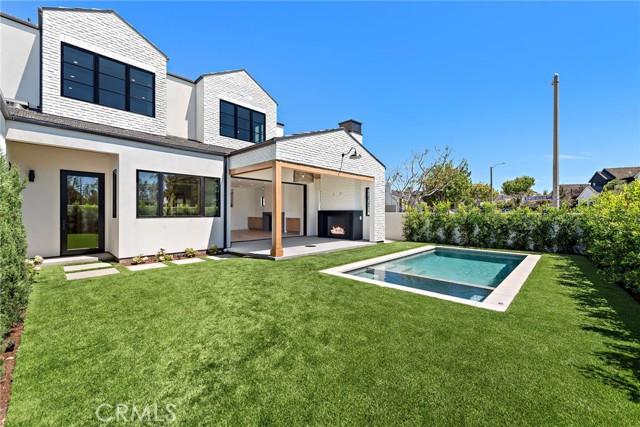 Detail Gallery Image 34 of 39 For 1700 Port Manleigh Cir, Newport Beach,  CA 92660 - 6 Beds | 6/1 Baths