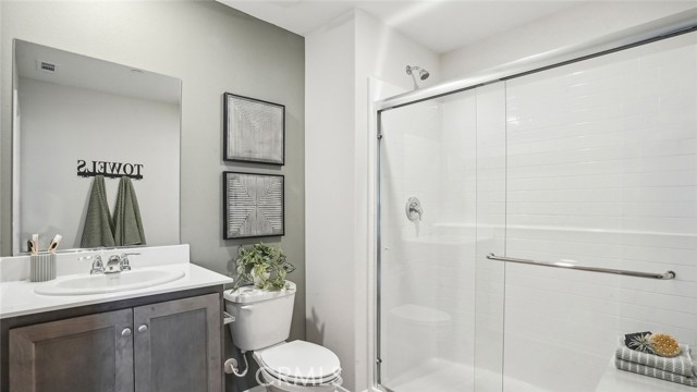 Detail Gallery Image 13 of 15 For 1763 Makenna St, San Jacinto,  CA 92582 - 4 Beds | 3 Baths