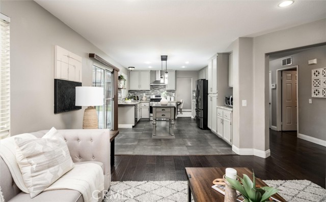 27917 Busman Road, Murrieta CA: https://media.crmls.org/medias/c56de634-3b72-4aab-a6a0-2687cce326a5.jpg