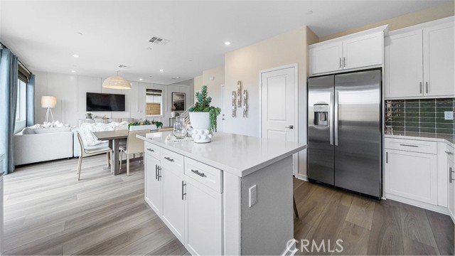 2664 Birdsong Privado, Ontario CA: https://media.crmls.org/medias/c56e476b-dfcf-47eb-8ec7-7cf20ab80799.jpg
