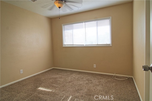 Detail Gallery Image 8 of 12 For 1416 W Nicolet St, Banning,  CA 92220 - 3 Beds | 1 Baths