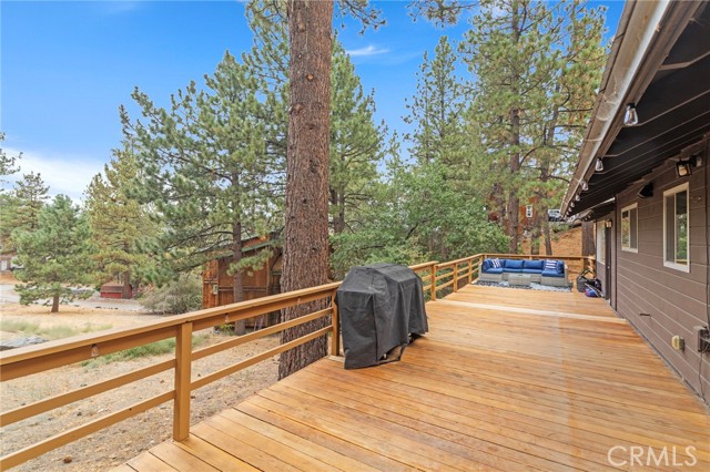 Detail Gallery Image 3 of 22 For 2080 Mojave Scenic Dr, Wrightwood,  CA 92397 - 2 Beds | 1 Baths