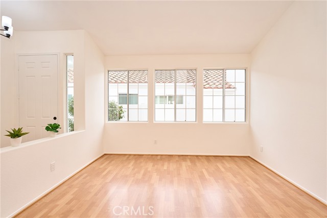 Detail Gallery Image 16 of 75 For 4908 Thebes Way, Oceanside,  CA 92056 - 3 Beds | 2 Baths