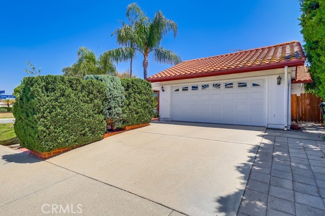 1702 Lark Tree Way, Hacienda Heights CA: https://media.crmls.org/medias/c56fbd09-5136-4874-9efe-1d9d7217c66b.jpg