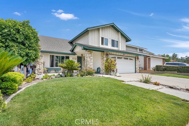 25521 Orchard Rim Ln, Lake Forest, CA 92630