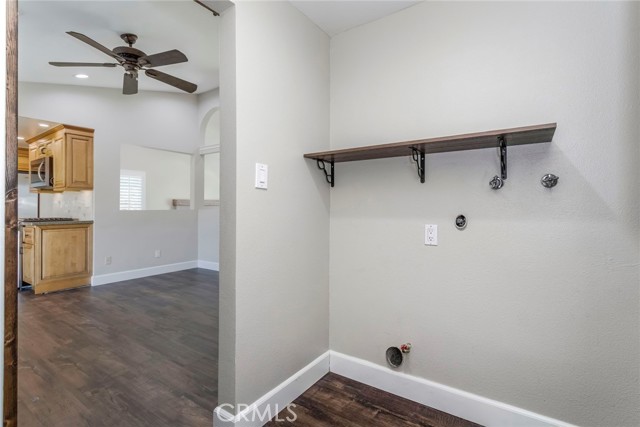 Detail Gallery Image 27 of 42 For 18711 Nadal St, Canyon Country,  CA 91351 - 3 Beds | 2 Baths