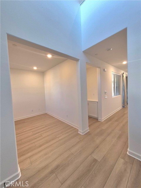 Detail Gallery Image 14 of 47 For 103 Takamasa Way, Oceanside,  CA 92057 - 3 Beds | 2/1 Baths