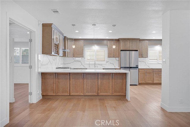 Detail Gallery Image 7 of 45 For 14947 Larch St, Hesperia,  CA 92345 - 3 Beds | 3 Baths