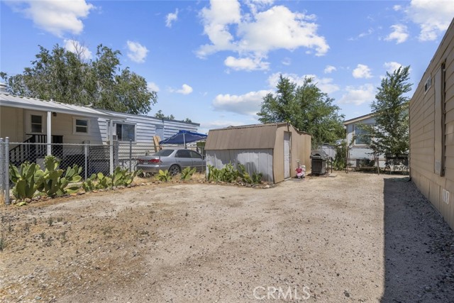 2017 Windharp Drive, Rosamond CA: https://media.crmls.org/medias/c572beeb-e6c4-46c4-ba97-3d3fa86d4754.jpg