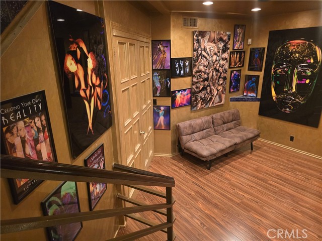 Detail Gallery Image 28 of 53 For 2189 B Sunset Plaza Dr, Los Angeles,  CA 90069 - 5 Beds | 6 Baths