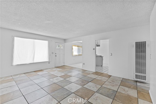 315 S Mistletoe Avenue, San Jacinto, California 92583, 3 Bedrooms Bedrooms, ,2 BathroomsBathrooms,Residential,For Sale,315 S Mistletoe Avenue,CRSW24103834