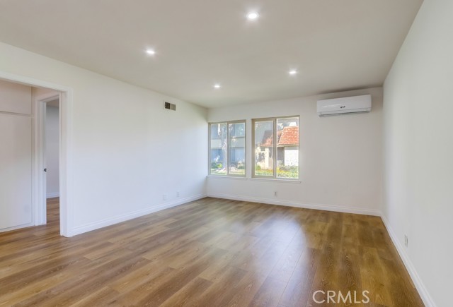 8661 Windsor Circle, La Palma CA: https://media.crmls.org/medias/c5732d16-35d1-4b9f-91d3-3460bd931cd5.jpg