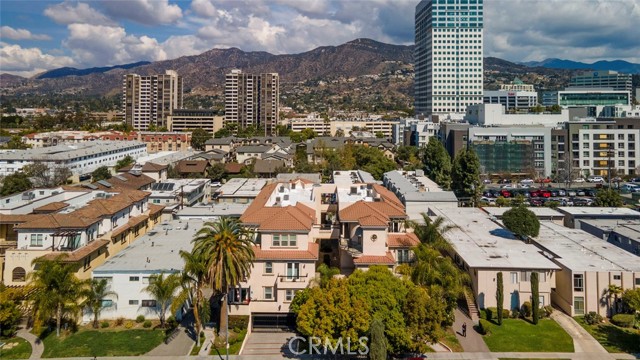 located in the hearth of Glendale